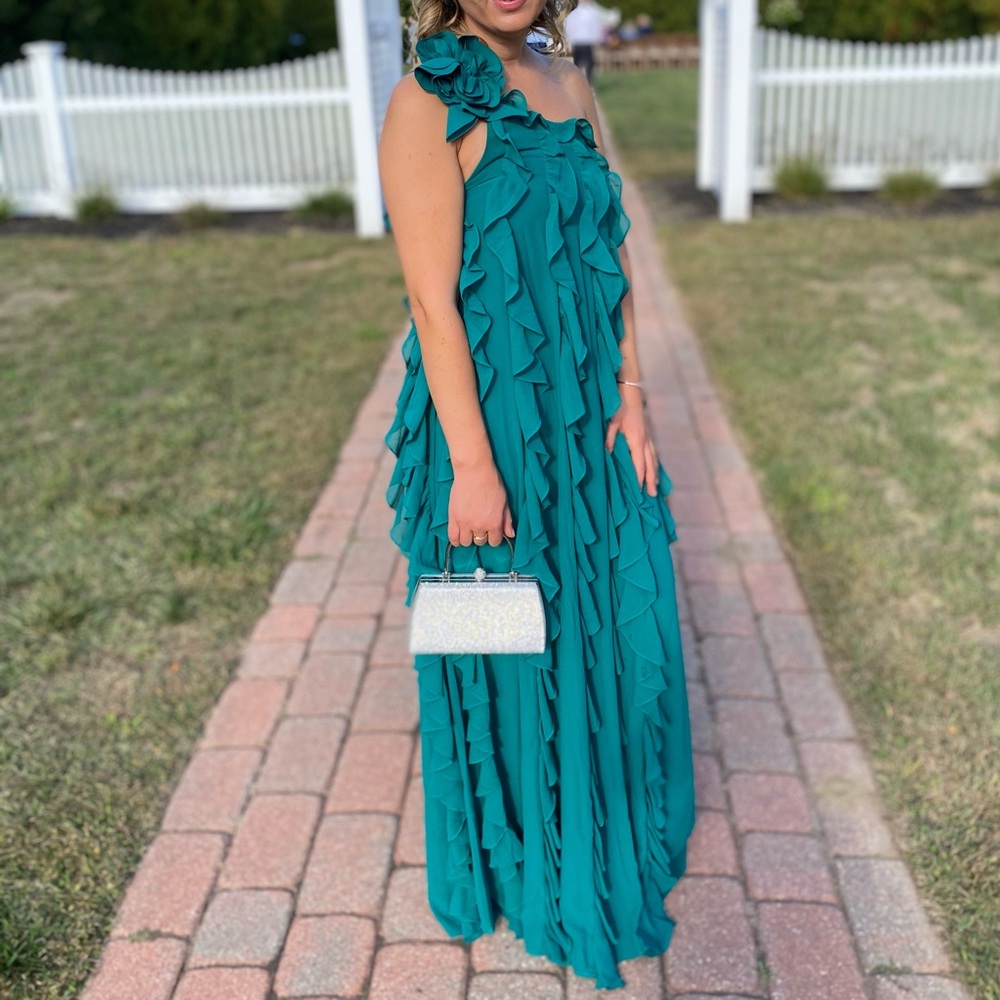 Last time ✨ PatBo Rosette one Shoulder Ruffle Gown - Picture 2 of 8